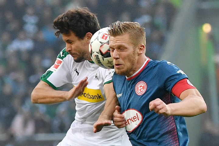 米体：泽林斯基本有望德比首发，但国家队赛后他出现身体问题