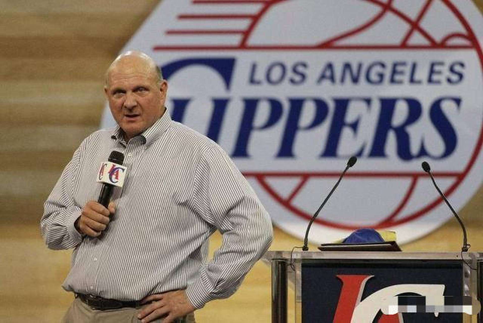 豫媒：河南队遗憾没能一“黑”到底，最大问题是战术选择失误（豫媒评河南队：黑马之势未能延续，关键败笔在战术决策）