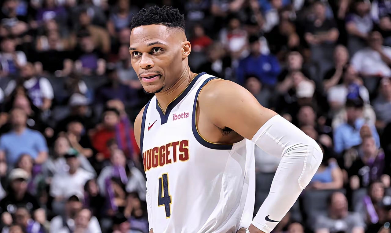 媒体人建言邵佳一：必须年轻化，在场上要争主动权和快节奏（媒体人建议邵佳一：球队需年轻化，比赛中要抢主动打快节奏）