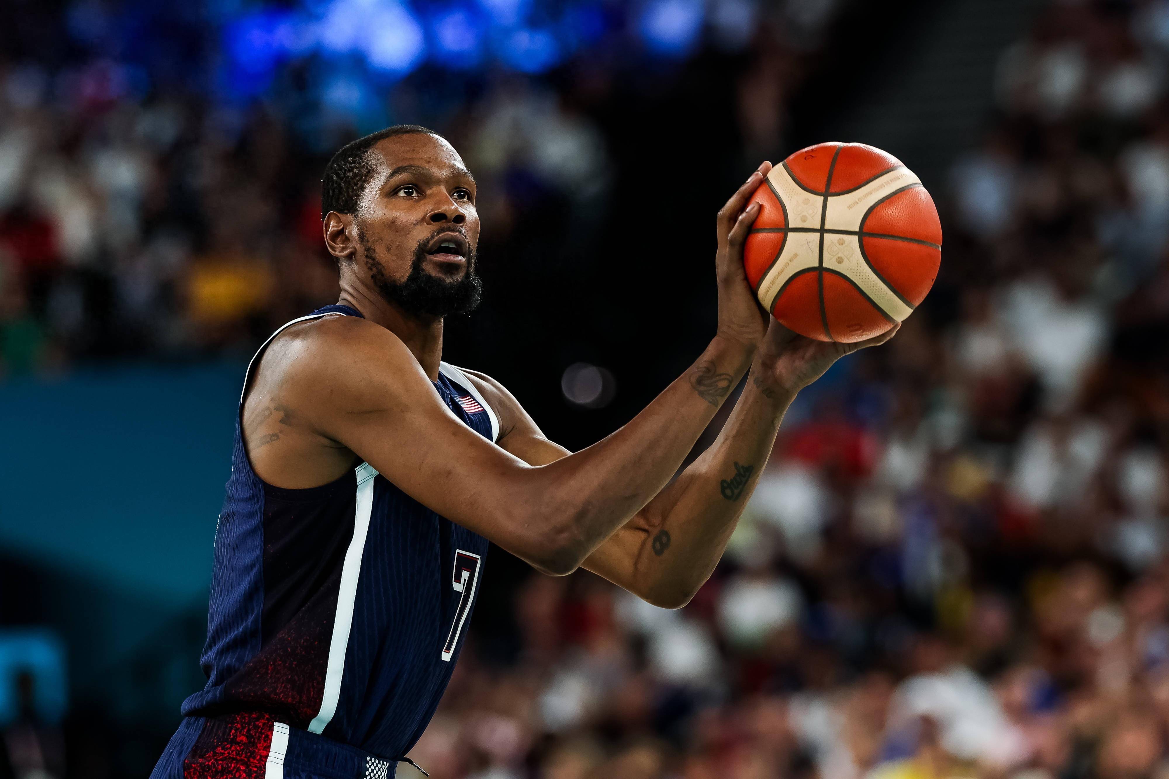 津媒：李嗣镕又帅又能打，首秀4分钟进球排名津门虎队史第一（津媒：李嗣镕颜值实力兼具，首秀4分钟破门位列津门虎队史第一）