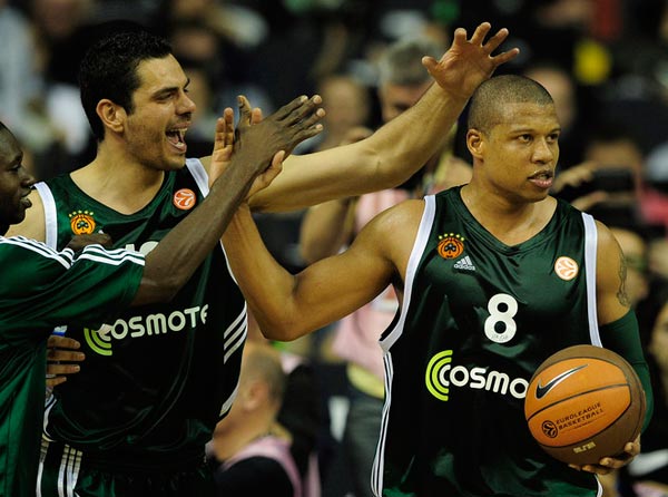 CBA：广州队打出团队篮球 击败江苏（CBA：广州队凭团队协作力克江苏）