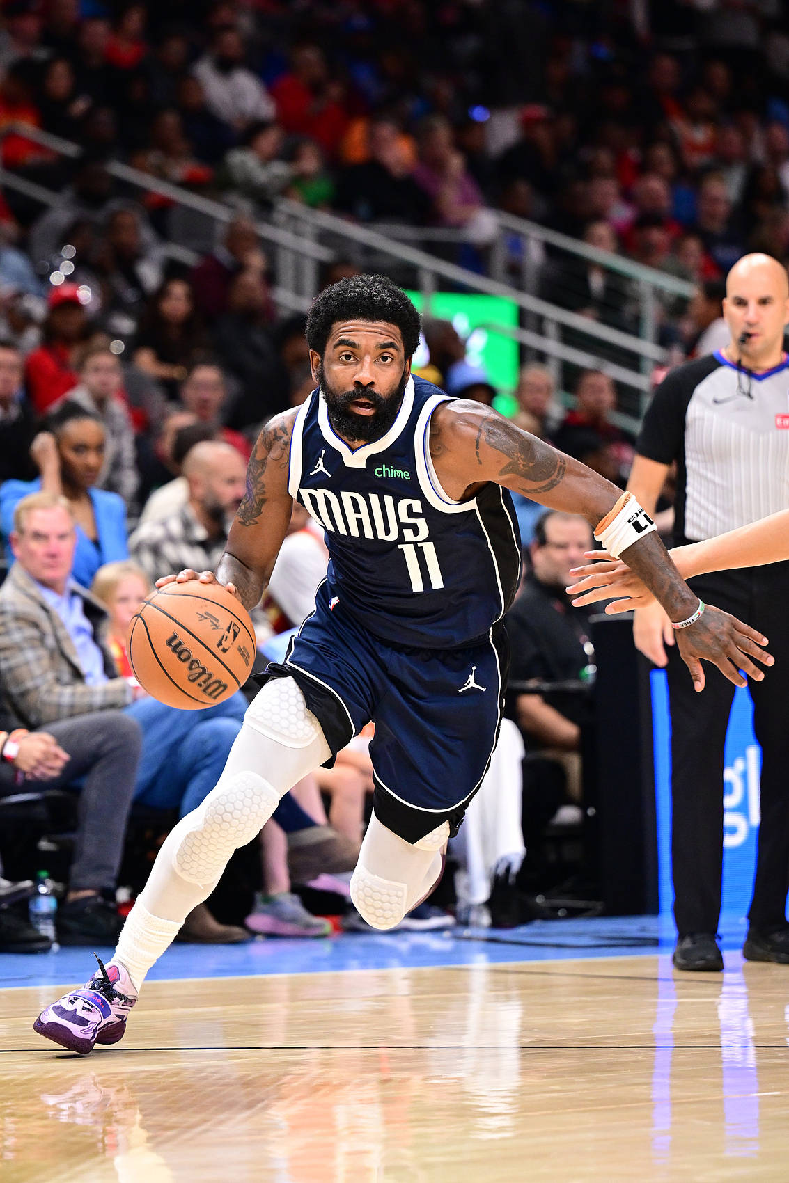 半场31分+全场45分：东契奇狂刷纪录引客场欢呼 与前队友拥抱致敬